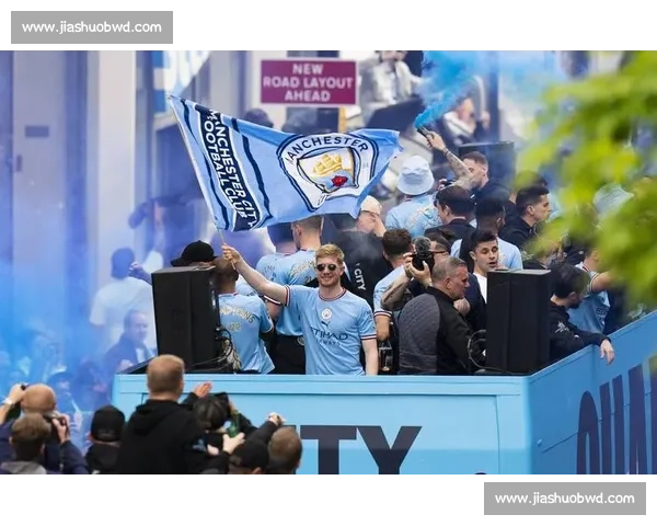 马赫雷斯嘱托 B 席照顾新援努里:曼城双星承诺全力支持